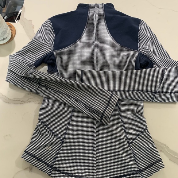 Lululemon True Navy Gingham Forme Jacket - Picture 4 of 6